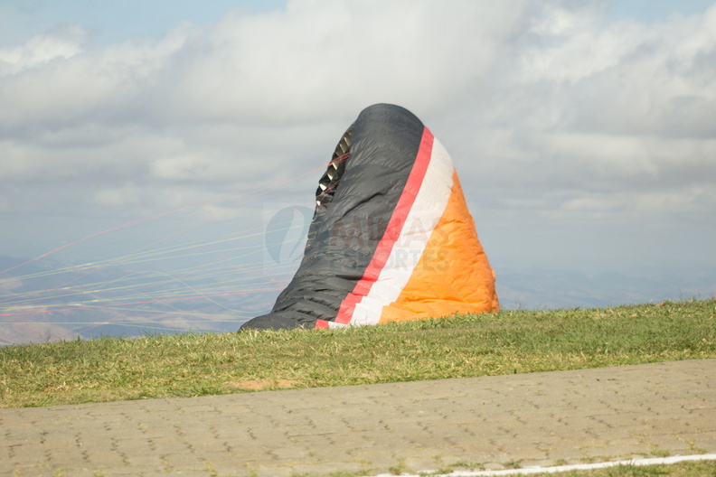 claudioCcoelho - Ibituruna-GV-paraglider-7.jpg