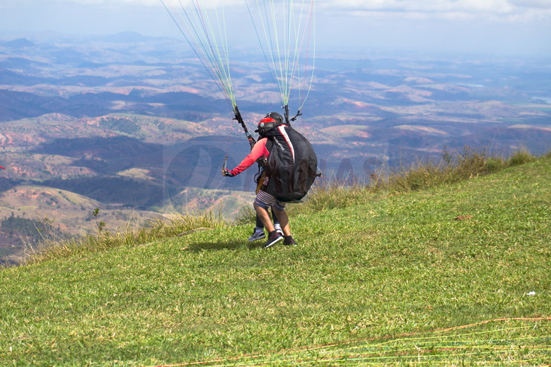 claudioCcoelho - Ibituruna-GV-paraglider-57.jpg