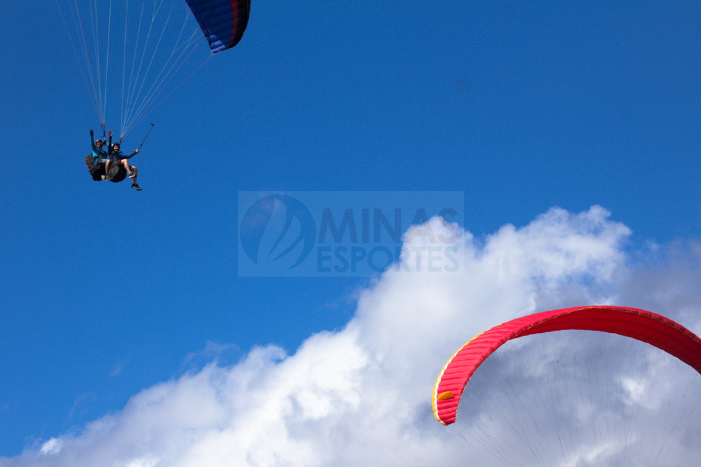 claudioCcoelho - Ibituruna-GV-paraglider-75