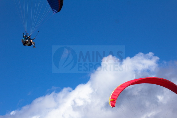 claudioCcoelho - Ibituruna-GV-paraglider-75